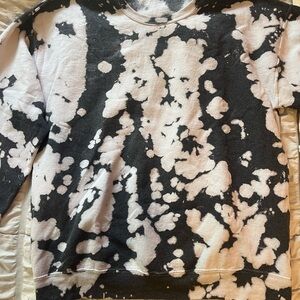Urban Outfitters Black and white tie dye crewneck